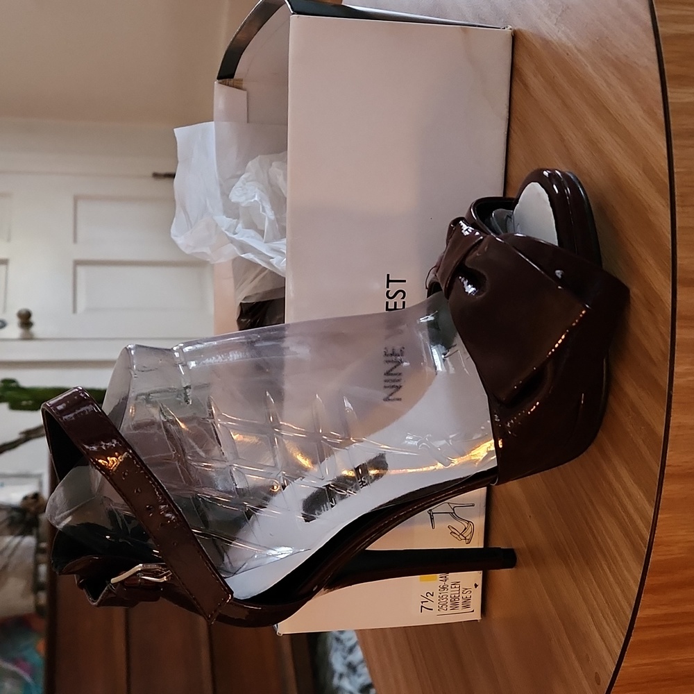 Nine West Burgundy Wine Stellitto Size 7.5